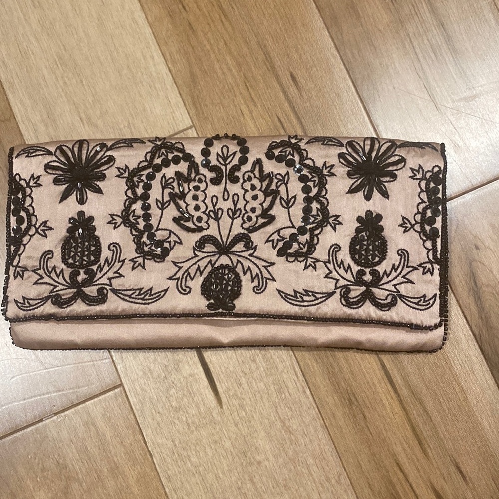 Beaded evening clutch- used once, excellent condition!